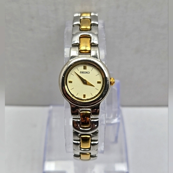 Seiko V400 1140 Womens Quartz Watch New Battery Vintage Silver Gold Tone Dainty main image 4